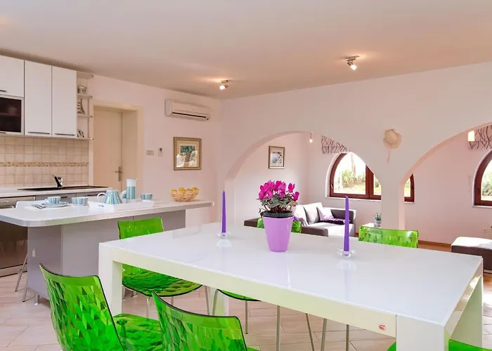 Hvar 11427a Appartement *