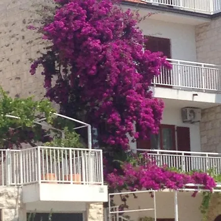 Lägenhet Hvar 11427a