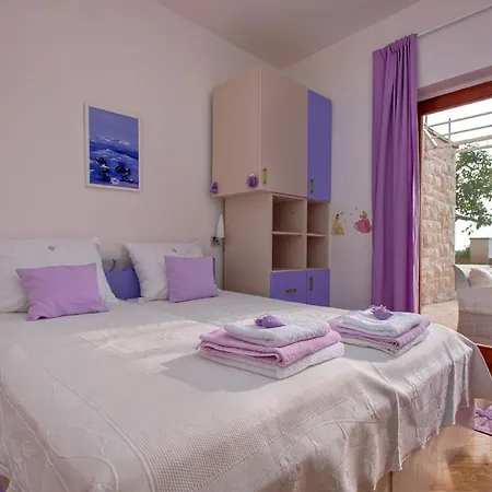 Daire Hvar 11427a *